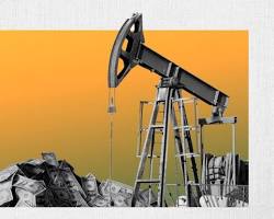 2026 고유가 피해지원금 대상 확인을 위한 건강보험료 검토-소득 하위 70% 기준을 판단하는 건강보험료 납부액을 확인하고 2026 고유가 피해지원금 신청 자격을 검토하는 모습입니다.